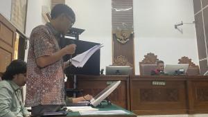 Sidang-Praperadilan-di-PN-Jaksel-Kuasa-Hukum-Minta-Hakim-Batalkan-Status-Tersangka-Delpedro.jpg