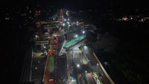 Simpang-Kronggahan-dari-Timur-Ditutup-Sementara-Pekerjaan-Erection-Girder-Proyek-Tol-JogjaSolo.jpg