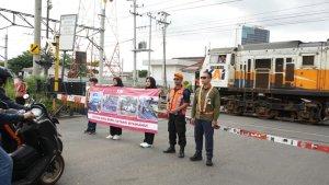 Sosialisasi-perlintasan-sebidang-KAI-Daop-6-Kamis-852025.jpg