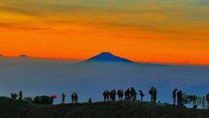 Sunrise-Gunung-Ciremai.jpg