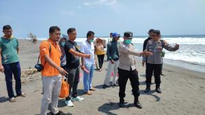 Temuan-Mayat-Bayi-di-Pantai-Keburuhan-Purworejo_2.jpg