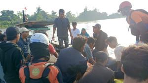 Tiga-Pelajar-Mts-Terseret-Ombak-Pantai-Anjir-Ketapang-2-Ditemukan-Tewas-1-Hilang.jpg