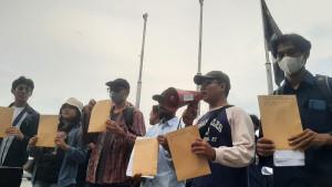 Tuntut-Pembebasan-Aktivis-Aliansi-Jogja-Memanggil-Kirim-Surat-ke-6-Lembaga.jpg