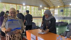 UMBY-berbagi-sembako-untuk-warga.jpg
