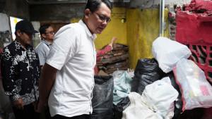 Wabup-Sleman-Harap-Warga-Punya-Kesadaran-Ikut-Tangani-Sampah.jpg