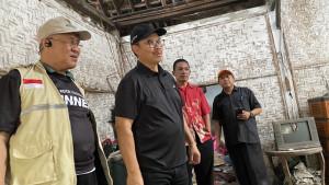 Wali-Kota-Jogja-tinjau-RTLH-yang-akan-direhab.jpg