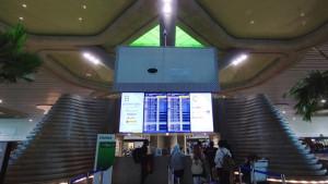 bandara-YIA-check-in-counter.jpg