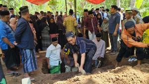 pemakaman-jenazah-tiga-anggota-keluarga-asal-Magelang.jpg