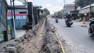 peningkatan-jalan-di-Manisrenggo.jpg