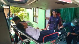siswa-SMPN-1-Wedi-dirujuk-ke-RSUD-Bagas-Waras.jpg