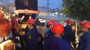 tabrakan-truk-beruntun-di-Blondo-Magelang.jpg