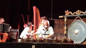 teater-belanda-tby.jpg