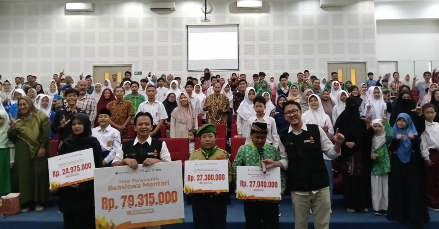 127 Siswa SD hingga SMA di DIY Terima Beasiswa Mentari Lazismu UMY, Total Rp79,3 Juta - Tribunjogja.com