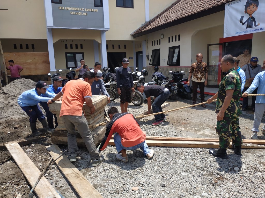 13-benda-cagar-budaya-peninggalan-bersejarah-yang-ada-di-desa-banyuwangi.jpg