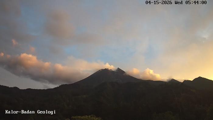 Aktivitas Gunung Merapi Pagi Ini Rabu 15 April 2026: Teramati Ada 13 Kali Guguran Lava