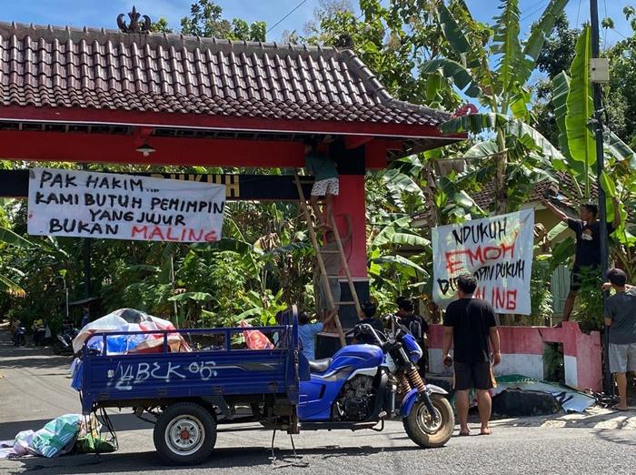 20261705-Penolakan-dukuh-di-Pundong-Bantul.jpg