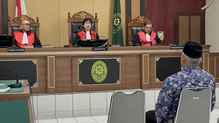 20262304-Sidang-Vonis-Sri-Purnomo-ditunda.jpg