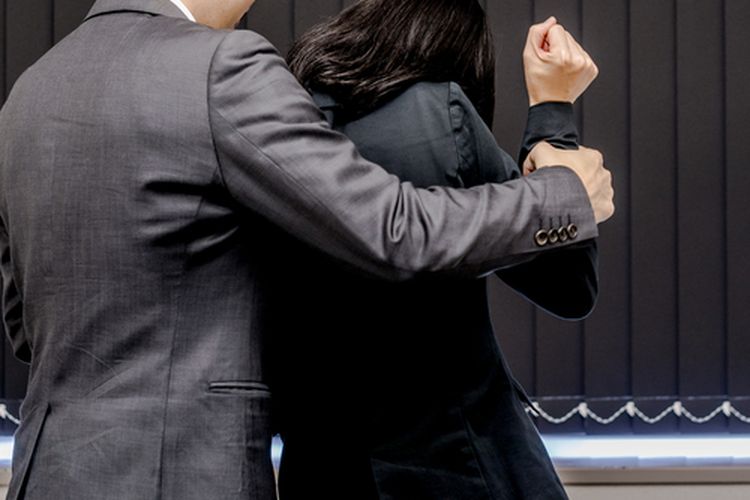 Kronologi Kasus Kekerasan Seksual Guru Besar Farmasi UGM, Ajak Mahasiswa Bimbingan di Luar Kampus