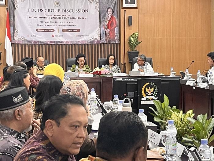 38-Juta-Hektar-Wilayah-Adat-Dirampas-DPD-RI-Desak-Segera-Sahkan-RUU-Masyarakat-Adat.jpg