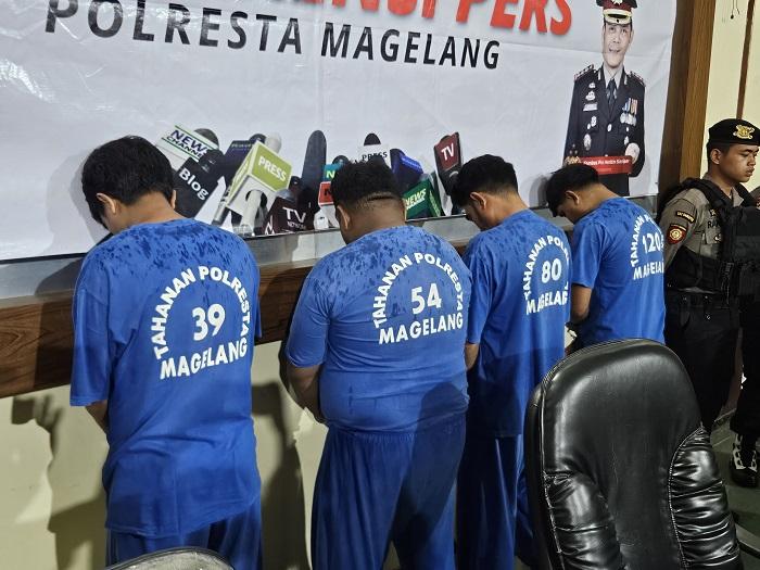 4-Debt-Collector-Nekat-Culik-Ibu-Anak-di-Magelang-untuk-Jaminan-Diciduk-Polisi-di-Sleman.jpg