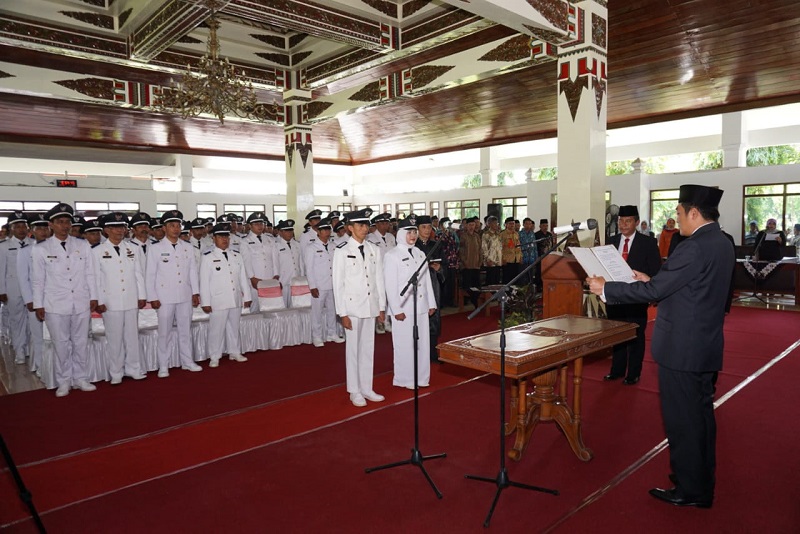 49-kepala-desa-baru-di-kabupaten-magelang-dilantik.jpg