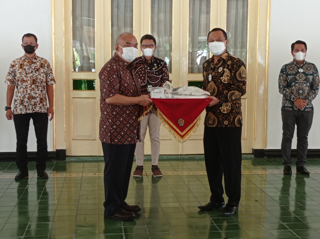 9-hotel-isoman-di-di-yogyakarta-dapat-dukungan-alat-kesehatan-dari-pemda-diy.jpg