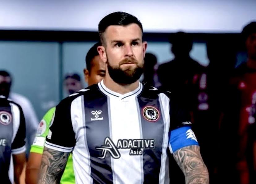 Aaron-Evans-Bahagia-PSS-Sleman-Kembali-ke-Super-League-Isyaratkan-Minat-Merumput-Lagi-di-Indonesia.jpg