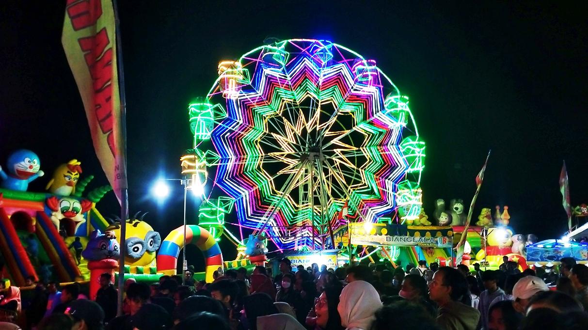 Ada-Wahana-Permainan-Apa-Saja-di-Pasar-Malam-Sekaten-2022-Cek-Daftar-Wahana-dan-Info-Harganya.jpg