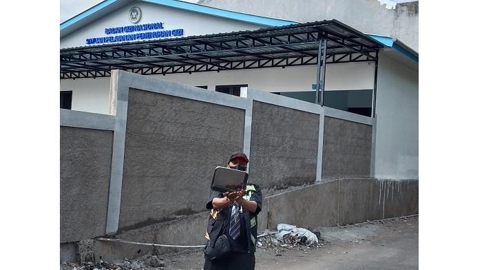 Aksi-Tunggal-Aktivis-JCW-Penahanan-Eks-Kepala-BGN-Belum-Sentuh-Akar-Masalah-Usut-Proyek-MBG.jpg