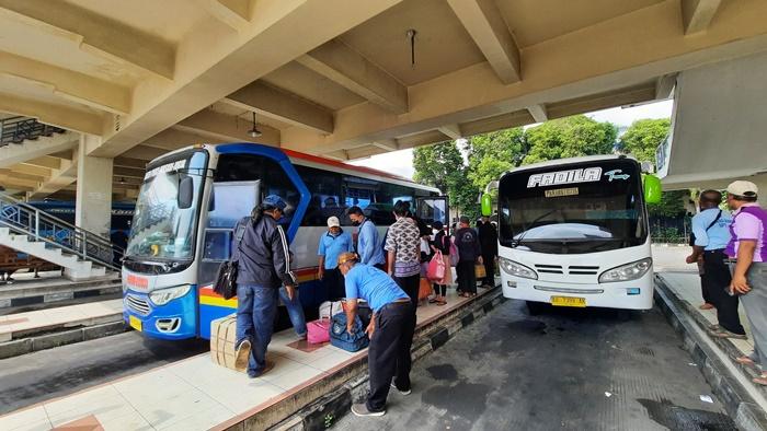 Puncak Arus Mudik Lebaran 2024, Pergerakan Penumpang di Terminal Giwangan Yogyakarta Melonjak