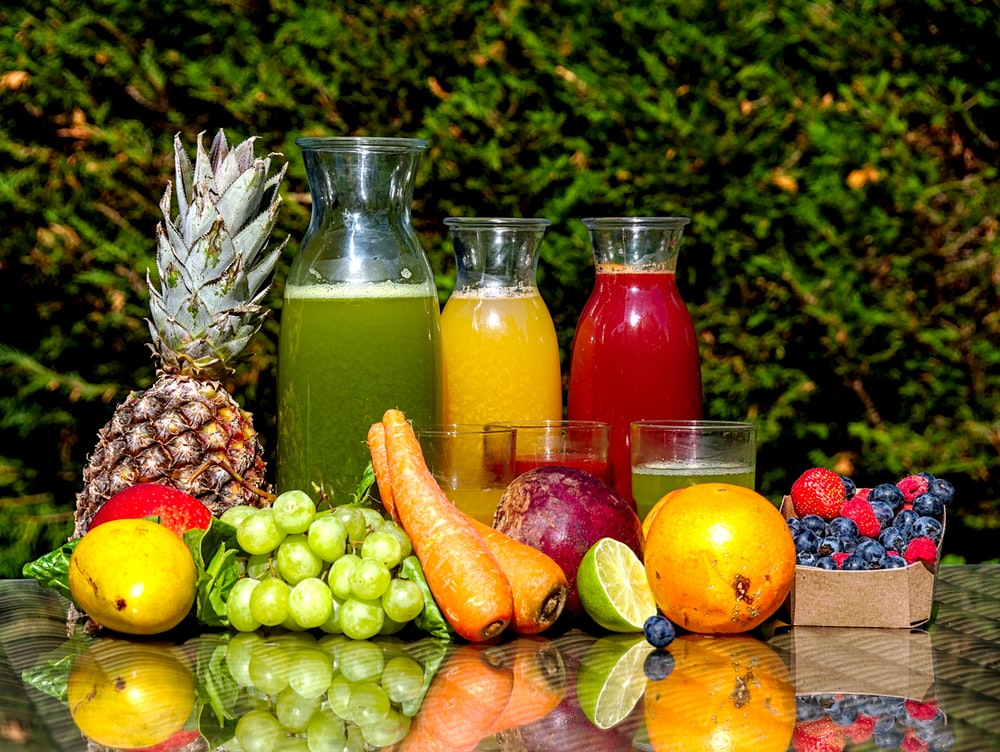Aneka-jus-buah-segar-untuk-bantu-meningkatkan-daya-tahan-tubuh.jpg