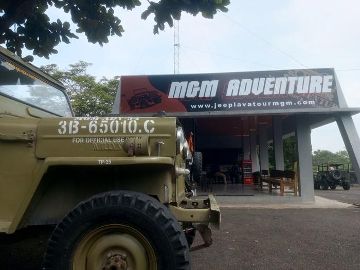 Armada-jip-wisata-Merapi-MGM-Adventure-Kaliurang.jpg
