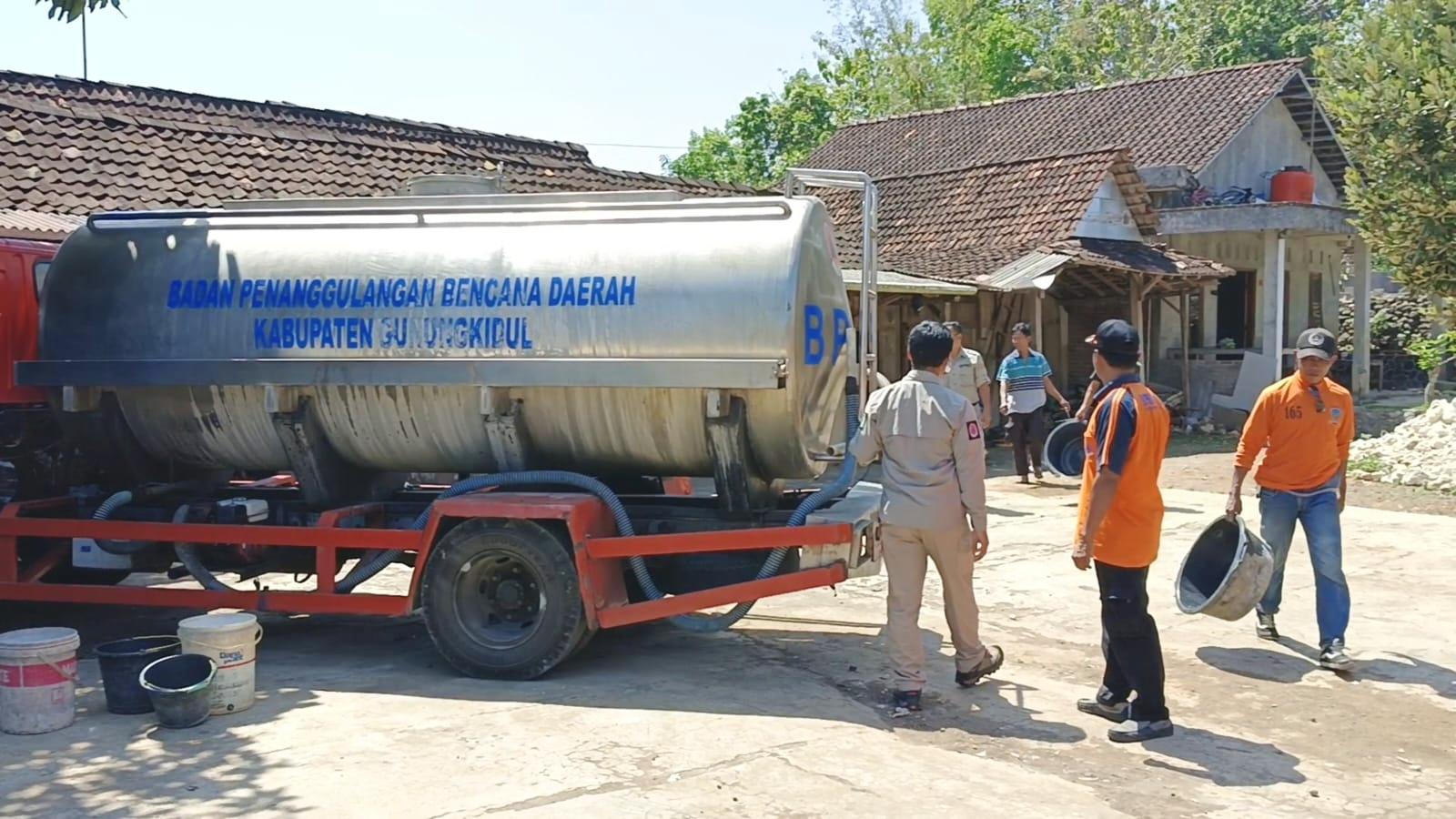 BPBD-Gunungkidul-Tetapkan-Status-Siaga-Darurat-Kekeringan.jpg