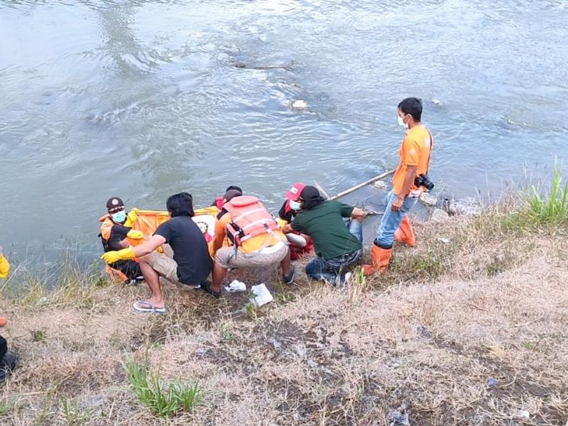 BREAKING-NEWS-Jasad-Pria-Tak-Dikenal-Ditemukan-di-Bawah-Jembatan-Giripeni-Kulon-Progo.jpg