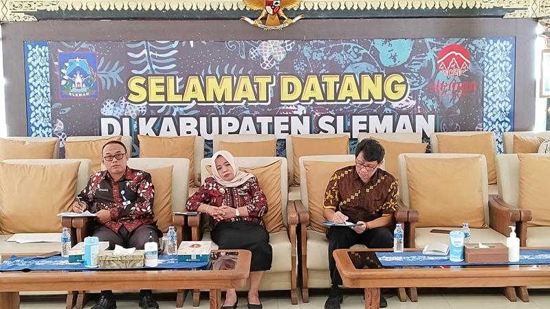 BREAKING-NEWS-Mulai-Tahun-Ajaran-Baru-20232024-Sekolah-di-Sleman-Cuma-Lima-Hari.jpg