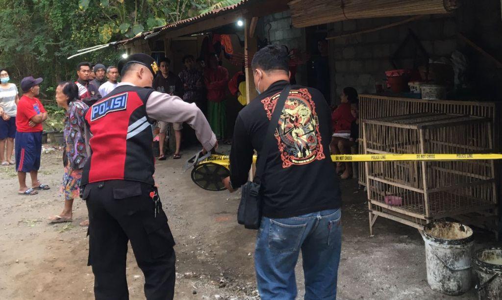 BREAKING-NEWS-Warga-Nanggulan-Ditemukan-Tak-Bernyawa-di-Rumah-Diduga-Karena-Bunuh-Diri.jpg