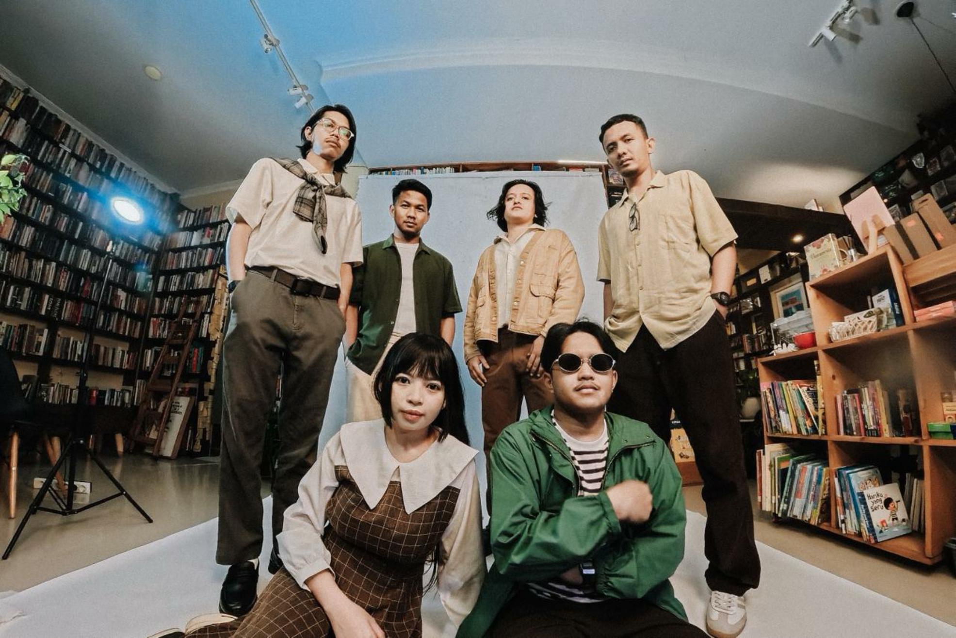 Band-alternative-pop-asal-Yogyakarta-MOCTAR.jpg