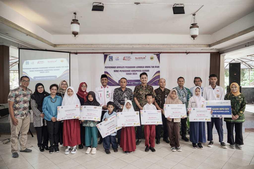 Bantuan-L-OTA-DIY-Dukung-Anak-Asuh-di-Sleman-Berprestasi.jpg