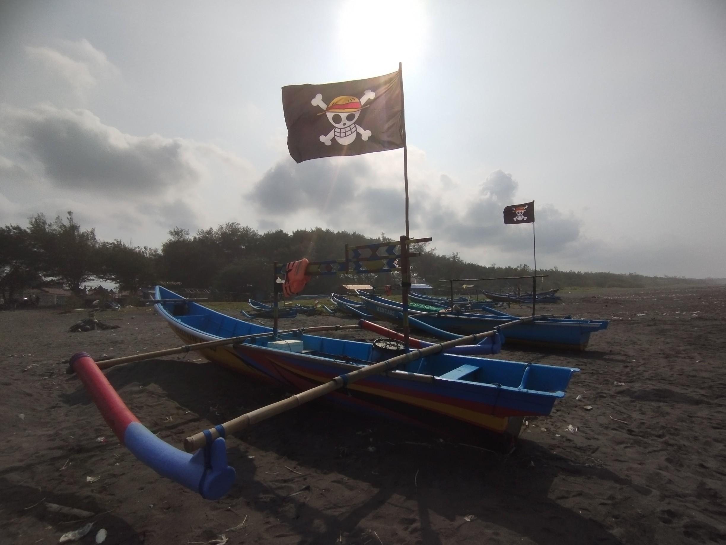 Arti Bendera Jolly Roger One Piece Bagi Nelayan Pantai Congot Kulon Progo