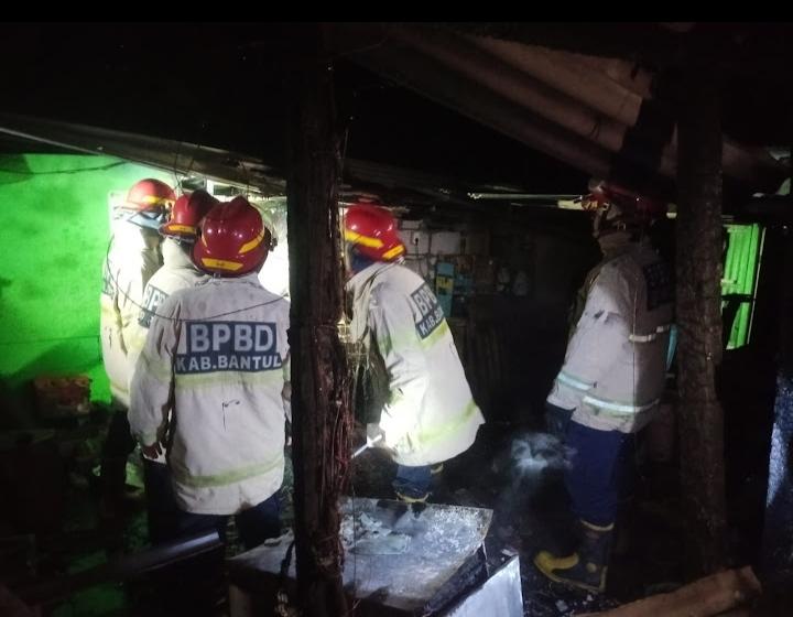 Kronologi Dapur Warung Makan di Bantul Terbakar Minggu Dini Hari