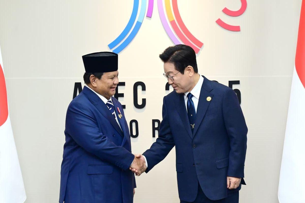Bertemu-dengan-Presiden-Myung-di-Gyeongju-Presiden-Prabowo-Sepakat-Perkuat-Kerja-Sama-dengan-Korsel.jpg