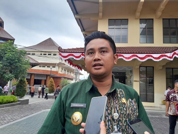 Bupati-Klaten-Hamenang-Wajar-Ismoyo-2982025.jpg