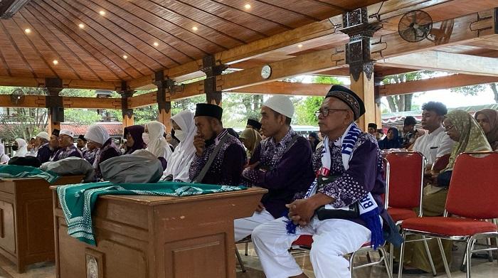 Calon-Jemaah-Haji-Bantul-Tahun-2025-Mulai-Berangkat-ke-Tanah-Suci.jpg