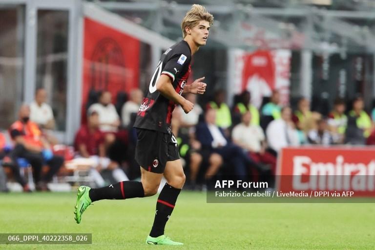 Charles-De-Ketelaere-dari-AC-Milan-di-Liga-Italia-Serie-A-antara-AC-Milan-vs-Udinese.jpg