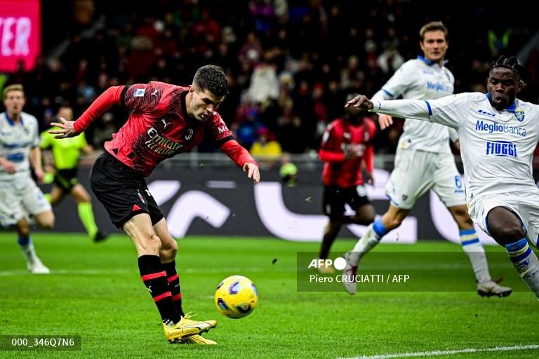 Christian-Pulisic-mencetak-gol-di-Liga-Italia-Serie-A-antara-AC-Milan-vs-Frosinone-di-San-Siro.jpg