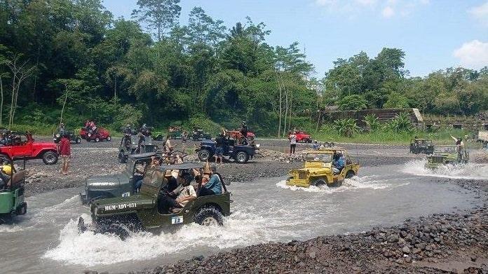 Destinasi-Wisata-Kaliurang-Jogja-Jeep-Lava-Tour-Merapi.jpg