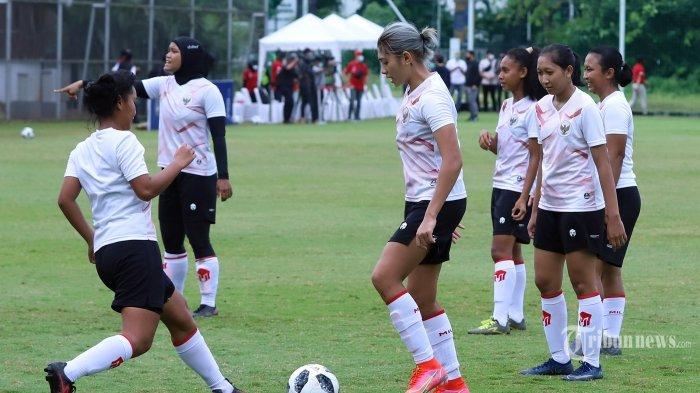 Dibantai-Australia-18-0-di-Piala-Asia-Wanita-2022-Begini-Komentar-Pelatih-Timnas-Indonesia-Rudy-Eka.jpg