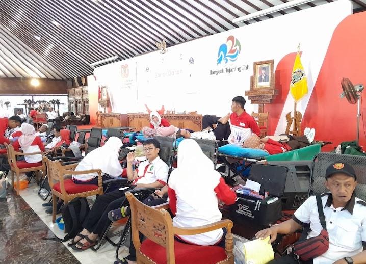 Dinas-Kesehatan-Klaten-gelar-donor-darah-menyambut-Hari-Kesehatan-Nasional.jpg