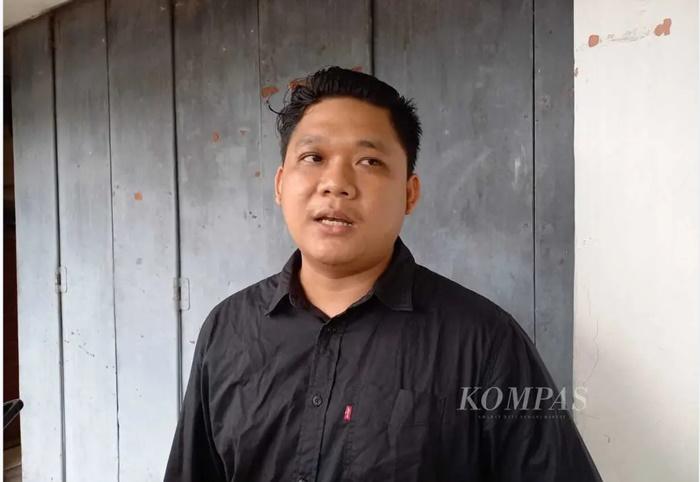 Direktur-LBH-Yogyakarta-Julian-Duwi-Prasetia-1622026.jpg