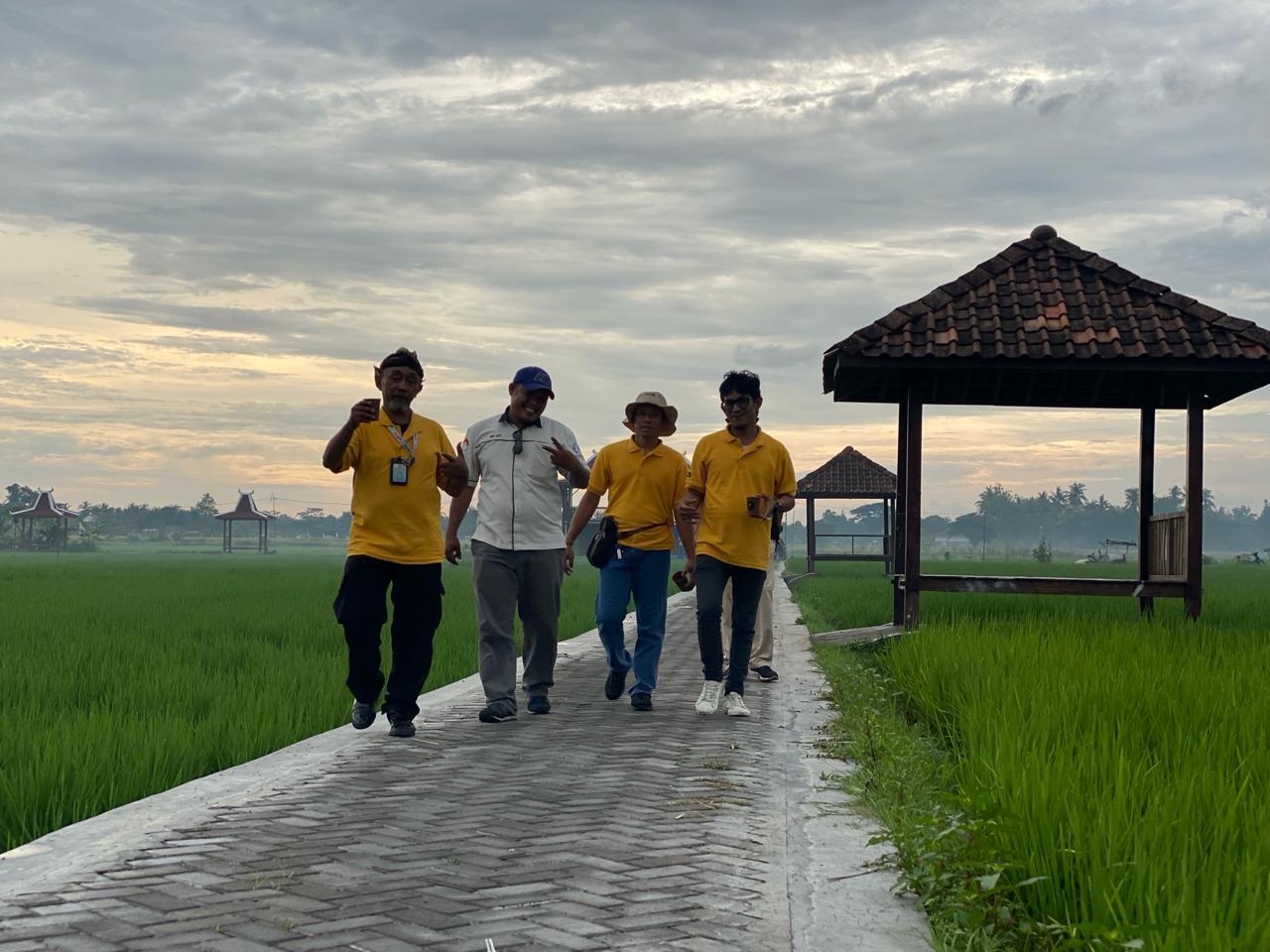 Eksplor-Pesona-Desa-Wisata-Karangtengah-Surga-Tersembunyi-yang-Jauh-dari-Hiruk-Pikuk-Perkotaan.jpg